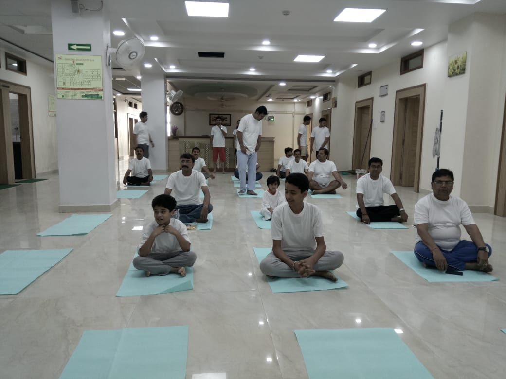Yoga Classes in Patna, Best Yoga Classes in Patna, Yoga Therapy in Patna,Acupressure Therapy in patna