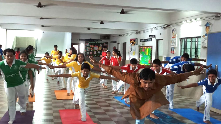 patna yoga classes, yoga classes in patna, best yoga classes in patna, woman yoga classes in patna, yoga therapy in patna, corporate yoga classes in patna,