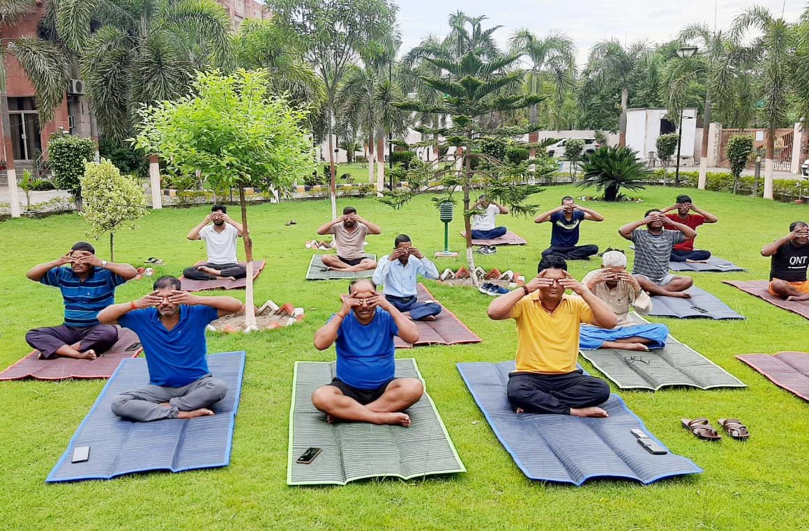 Yoga Classes in Patna, Best Yoga Classes in Patna, Yoga Therapy in Patna,Acupressure Therapy in patna